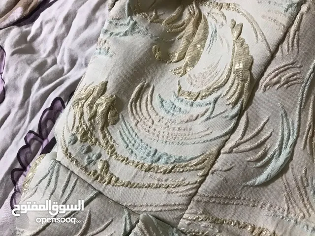 فستان مناسب للخطوبات و حتى للاعراس.. للسهرات و السهرات العائلية...