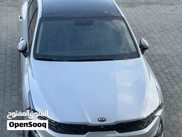 كيا K5 موديل 2021 –  (GCC) 60 ألف كيلو فقط بدون حوادث.. حالة الوكالة