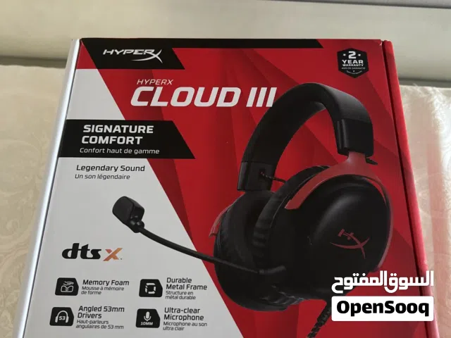 سماعه من شركة كلاود الفا الإصدار الثالث الجديد مع مايك احترافي للقيمنق والاستخدام اليومي