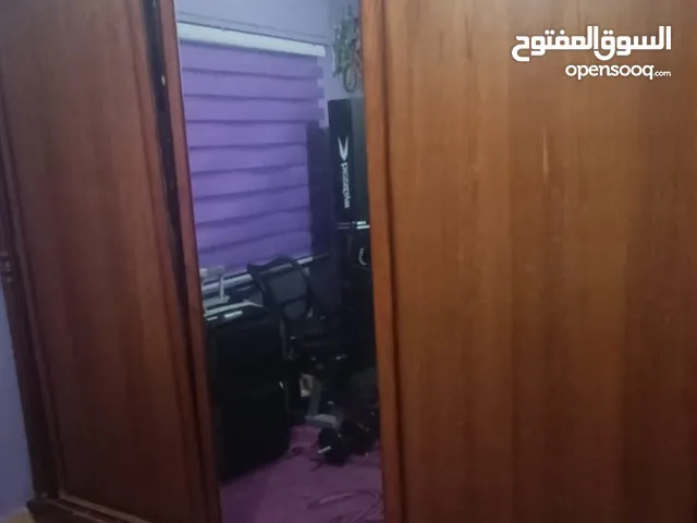 نشتري الخردة وكل ماهو قديم والكراكيب