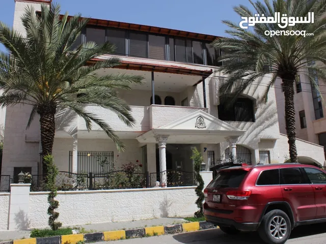 1150m2 More than 6 bedrooms Villa for Sale in Amman Swefieh