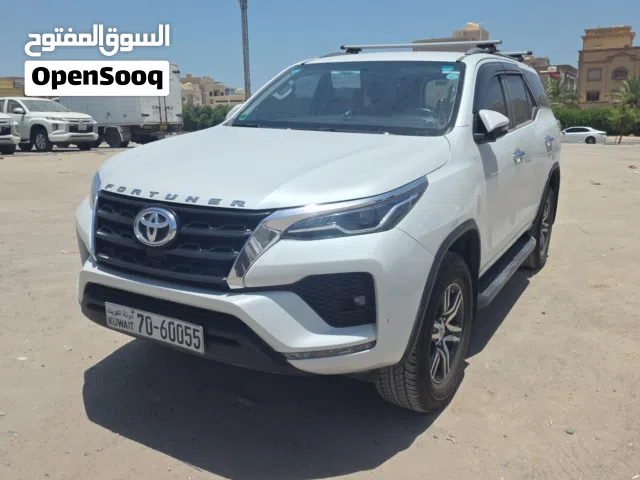 2023 Toyota Fortuner Standard