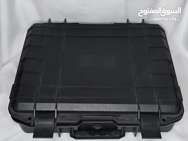 حقيبة للبيع أسود بلاستك قوي الوصف موجود تحت black plastic suitcase مع المميزات في الوصف