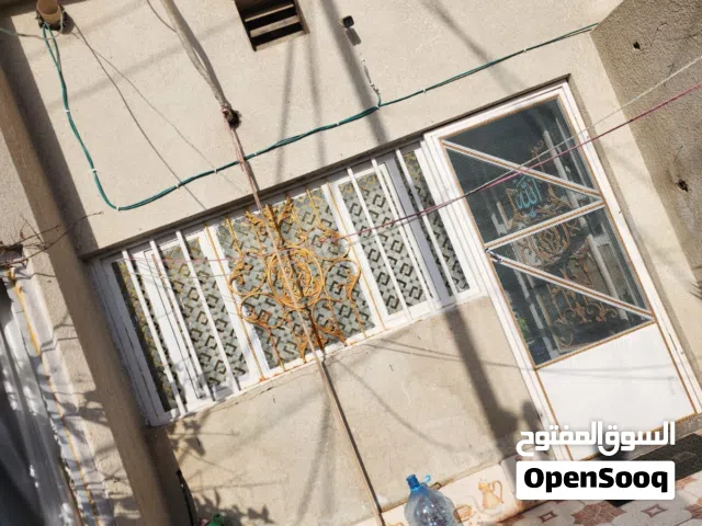 150 m2 2 Bedrooms Townhouse for Sale in Basra Tannumah
