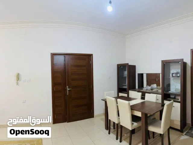 منزل حديث بأثاث حديث و بسعر فرصة