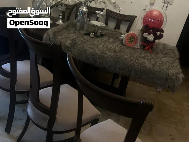 طاولة سفره خشب زان كبيره مع 8 كراسي ودرسوار