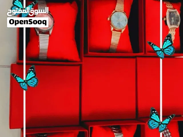 10ساعات جميلة بألوان مختلفة