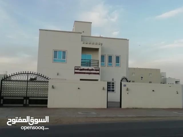 258m2 4 Bedrooms Villa for Sale in Muscat Amerat