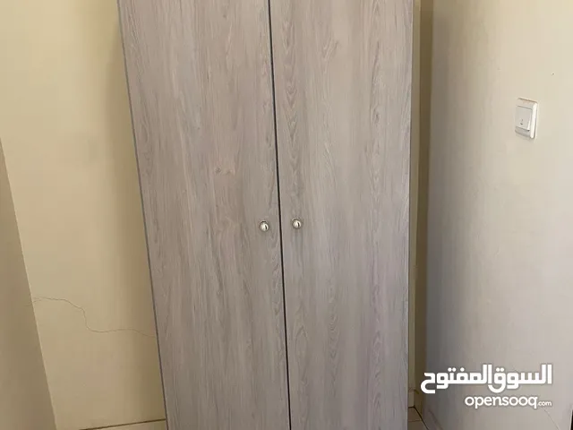 يتوفر دواليب خشب درفتين + ثلاث درفات +أربع درفات يتوفر بجميع المقاسات والألوان وبأسعار منافسه