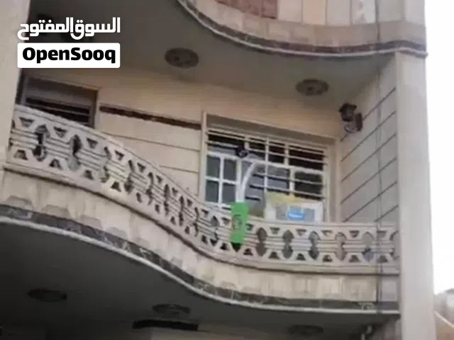 بيت 18 متر خلف جامع الطبول مباشرة (مستعجل )