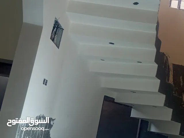خلفه لبخ وابياض