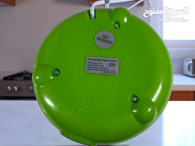 الة صانعه الزبادي