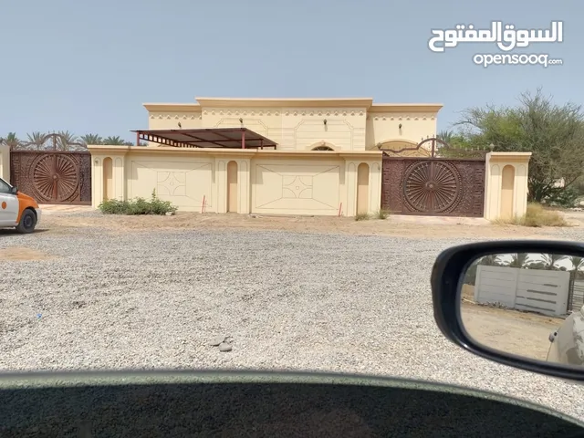 300 m2 3 Bedrooms Townhouse for Rent in Al Batinah Sohar