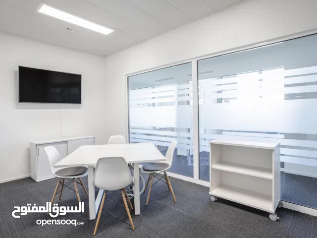 All-inclusive access to professional office space for 10 persons in Muscat, Pearl Square