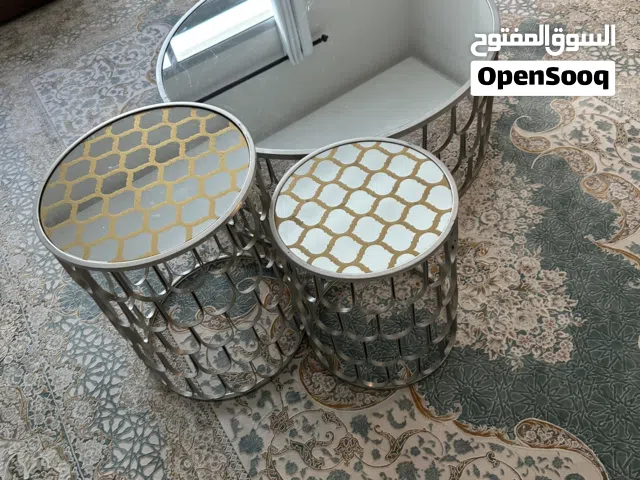 طاولات غرفة جلوس