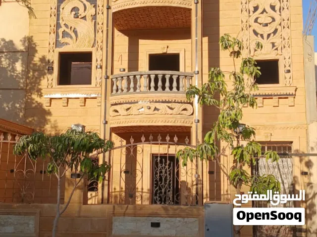 فيل للبيع بحدائق اكتوبر المنطقه الرابعه