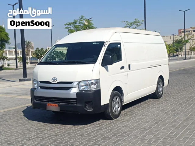 TOYOTA HIACE HIGHROOF 2023 -AGENCY SERVICE