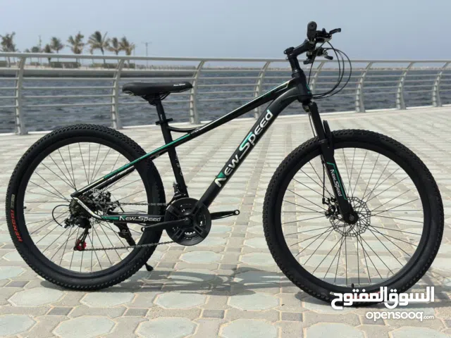 دراجة هوائية جديدة تصميم عصري جودة عالية مناسبة للرياضة و التنقل  متوفرة الان بسعر منافس.