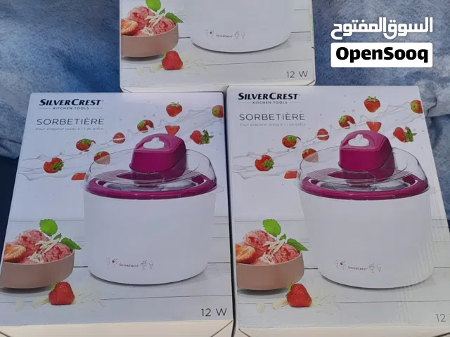 ماكينه جلاطي اصليه % ماركه سيلفر كريست .. بلد الصنع ...ألمانيا
