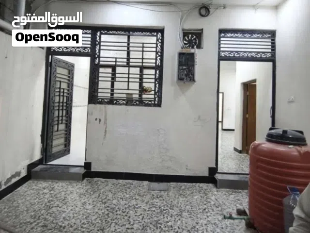 150 m2 2 Bedrooms Townhouse for Rent in Basra Hakemeia