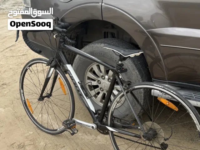 للبيع road / fitness bike