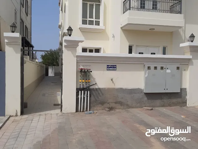 flat for rent good and neet 170 omr per month