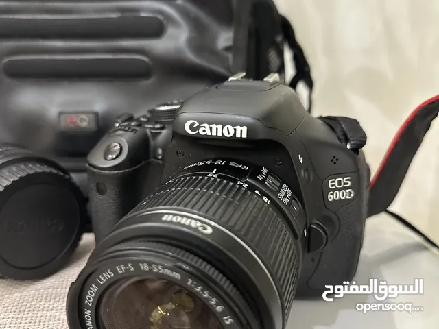 للبيع Canon 600D نظيفة جدًا، وكأنها جديدة من المحل استعمال نادر جدا عدد اللقطات اقل من 500 صورة فقط