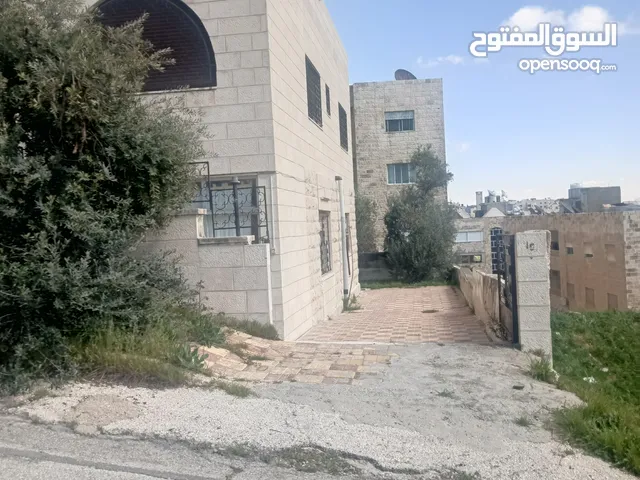 600 m2 More than 6 bedrooms Townhouse for Sale in Amman Al Gardens