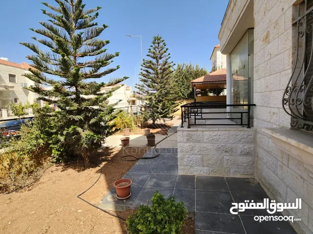 350 m2 3 Bedrooms Villa for Sale in Amman Airport Road - Manaseer Gs
