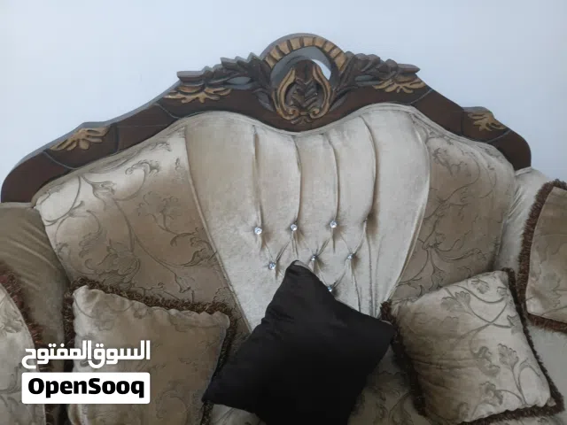 طقم كنب نظيف 7 مقاعد