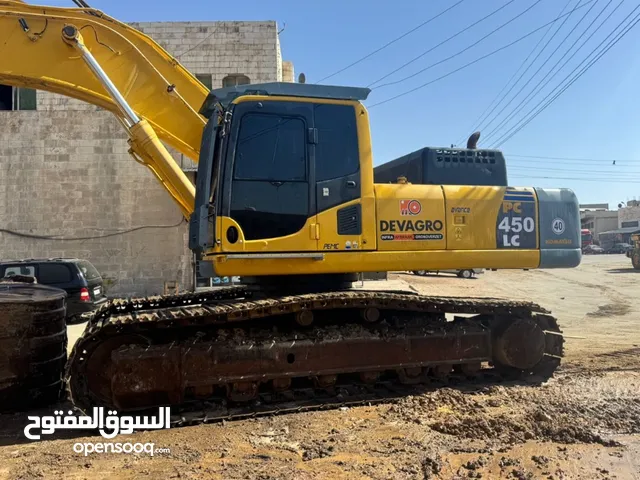حفارة كوماتسو450 Komatsu pc 450-8 lc Model 2009 بحالة ممتازة فحص كامل عدد ساعات عمل قليل جك ستاندر
