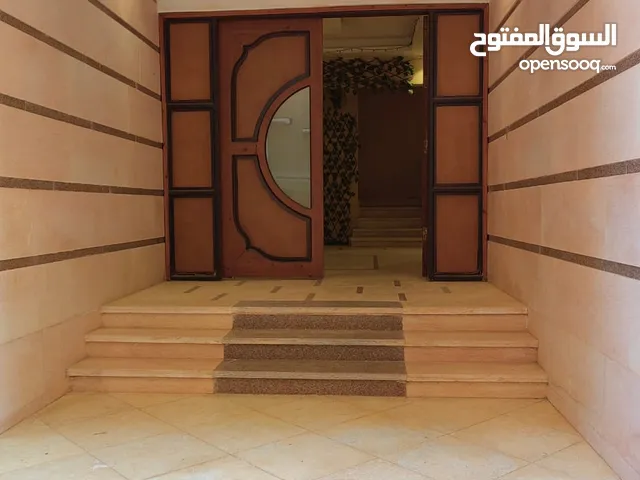 200 m2 3 Bedrooms Apartments for Sale in Cairo Shorouk City