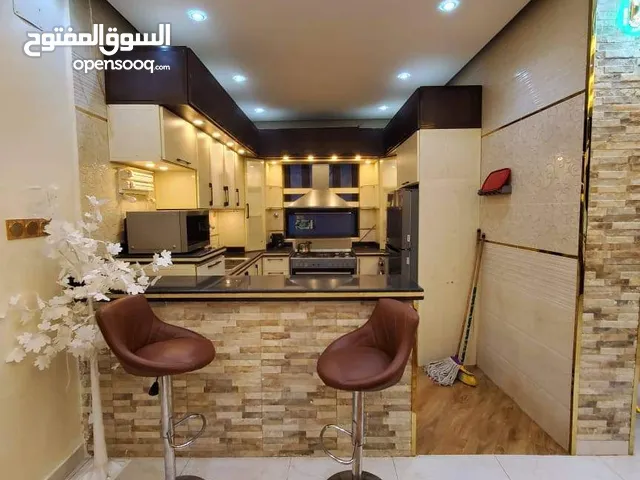 8 m2 5 Bedrooms Apartments for Rent in Sana'a Asbahi
