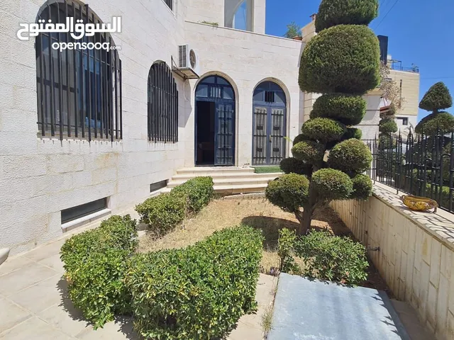 1100 m2 5 Bedrooms Villa for Sale in Amman Abdoun