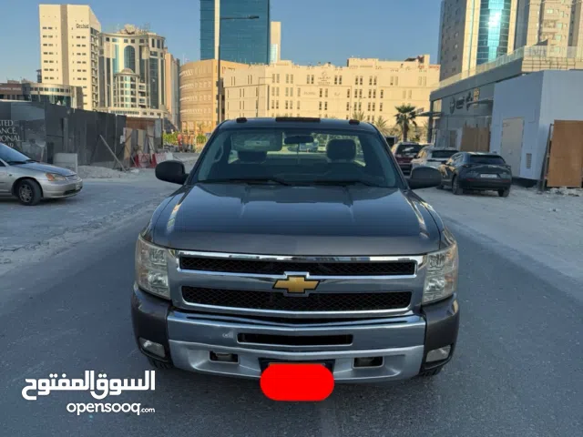 Used Chevrolet Silverado in Northern Governorate