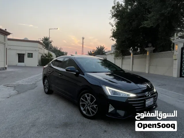Used Hyundai Elantra in Central Governorate