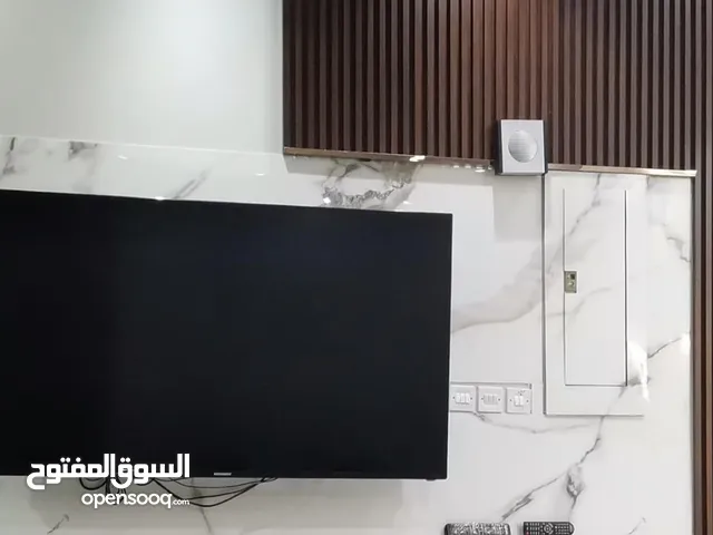 Others Smart 65 inch TV in Al Sharqiya