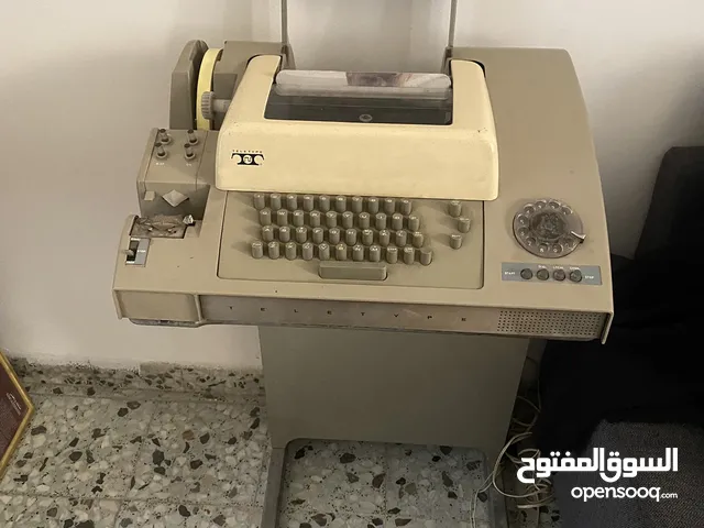 1960s-1970s practical ASR33 Teletype/teleprinter/telex terminal with ticker tape