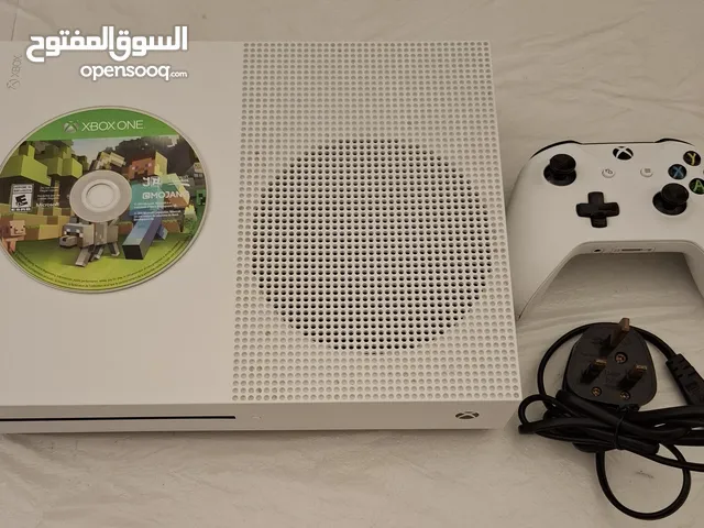 بلاي ستيشن 4 + إكس بوكس ون أس