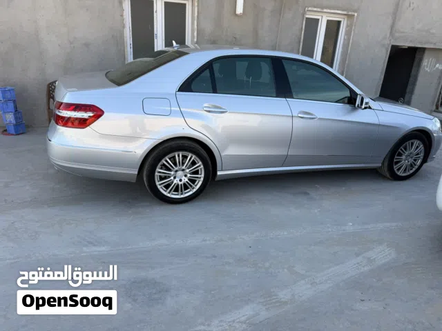 مرسيدس E300