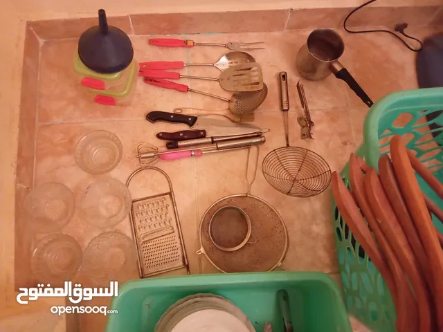 للبيع عرض ادوات منزلية مستعملة بحالة جيدة
