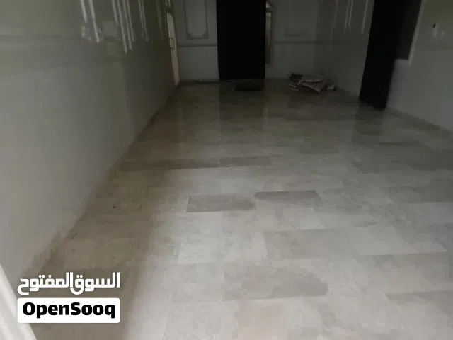 لايجار فيلا في ام صلال علي تصلح للتقسيم مع مكيفات