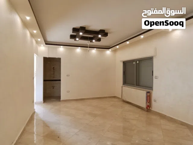 للبيع شقة طابقية مميزة جديدة بسعر لقطة وإطلالة رائعة على جبال البلقاء ومطل ابو نصير