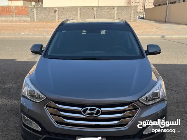 Hyundai Santa Fe Standard in Al Madinah
