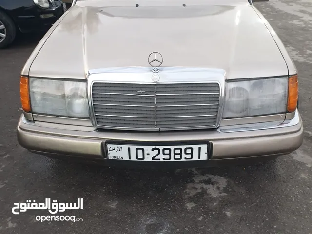 Mercedes Benz E-Class 1986 in Zarqa