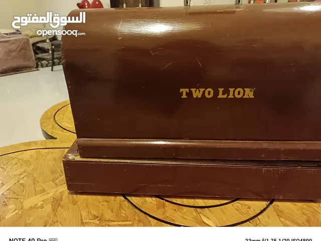 ماكينة خياطة
