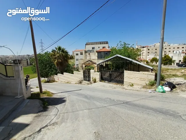 500 m2 4 Bedrooms Townhouse for Sale in Amman Al Bnayyat