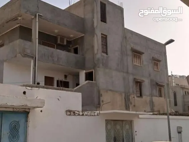 300m2 4 Bedrooms Townhouse for Sale in Tripoli Al-Mansoura
