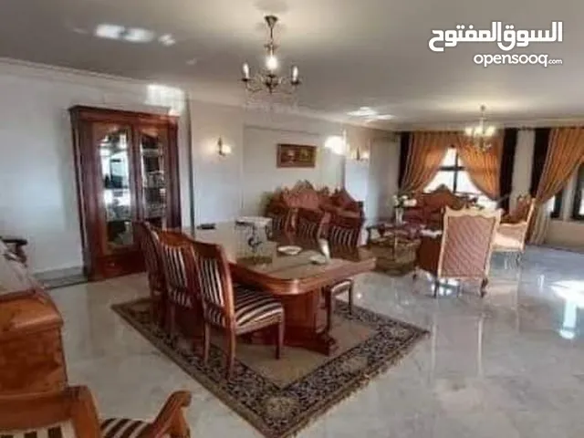 250 m2 More than 6 bedrooms Apartments for Sale in Giza Kafr Tohormos