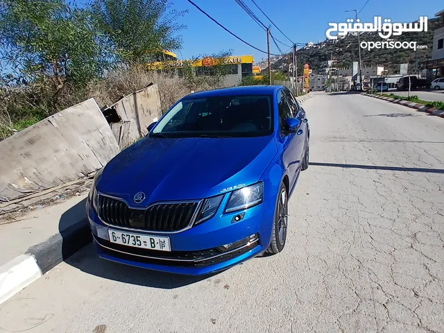 سكودا 1500 بنزين مشي 53 الف